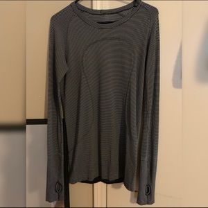 Lululemon Long sleeve top